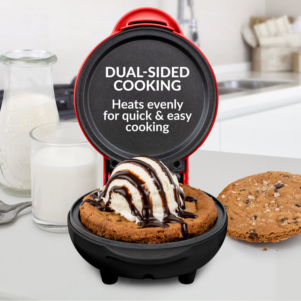 550-Watt Red Pancake Griddle